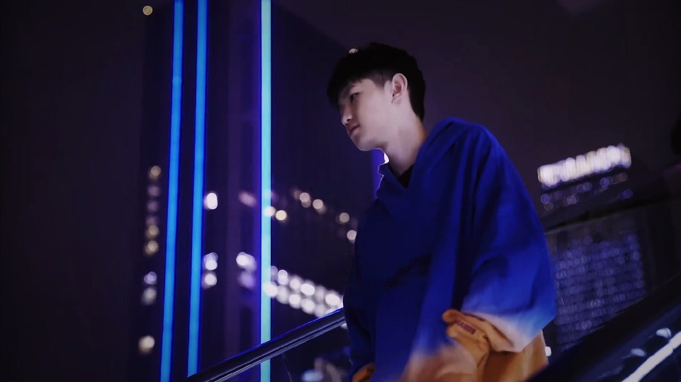 腰的站位与 腰的站位与