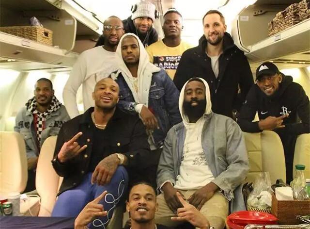 凸显纯粹实 凸显纯粹实